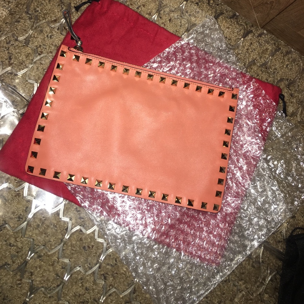 Valentino mini clutch!!!!
