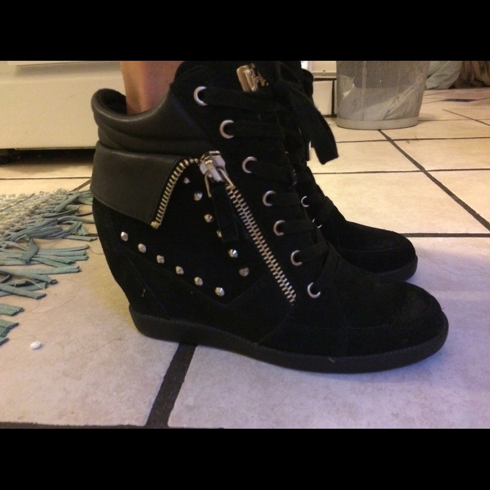 Guess sneaker wedges