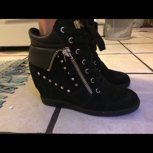 Guess sneaker wedges