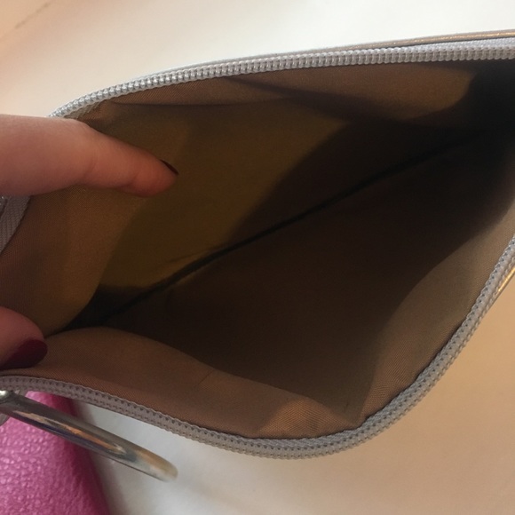 Pink and silver wristlets - Picture 4 of 4