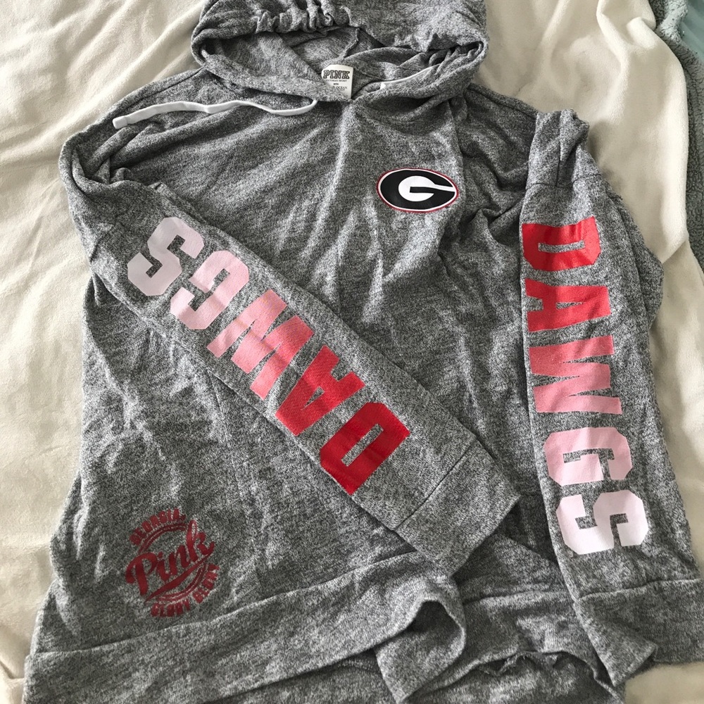 Georgia bulldogs vs pink hoodie