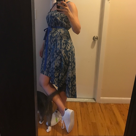 Cute Hi Lo dress - Picture 1 of 3