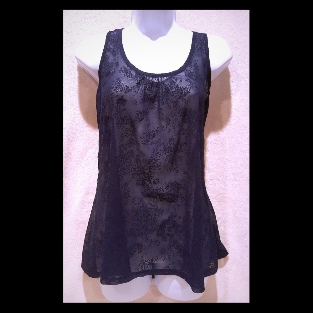 NWOT Vanity tank size small