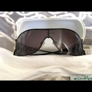 OAKLEY LIV SUNGLASSES