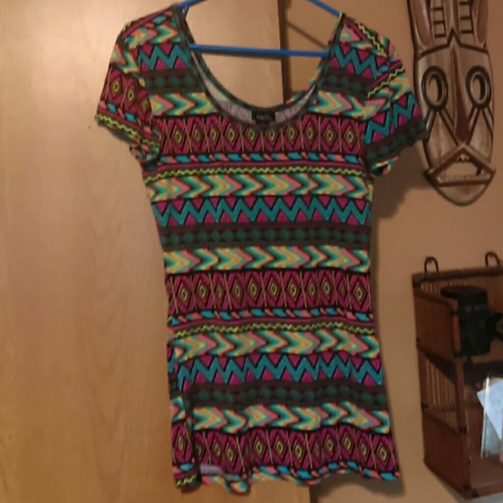 Women's tee