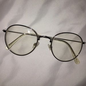 urban outfitters round clear glasses