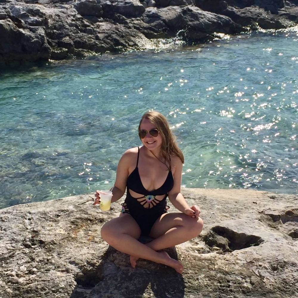 Meet your Posher, Bailee