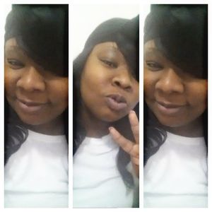 Meet your Posher, Dominiquee