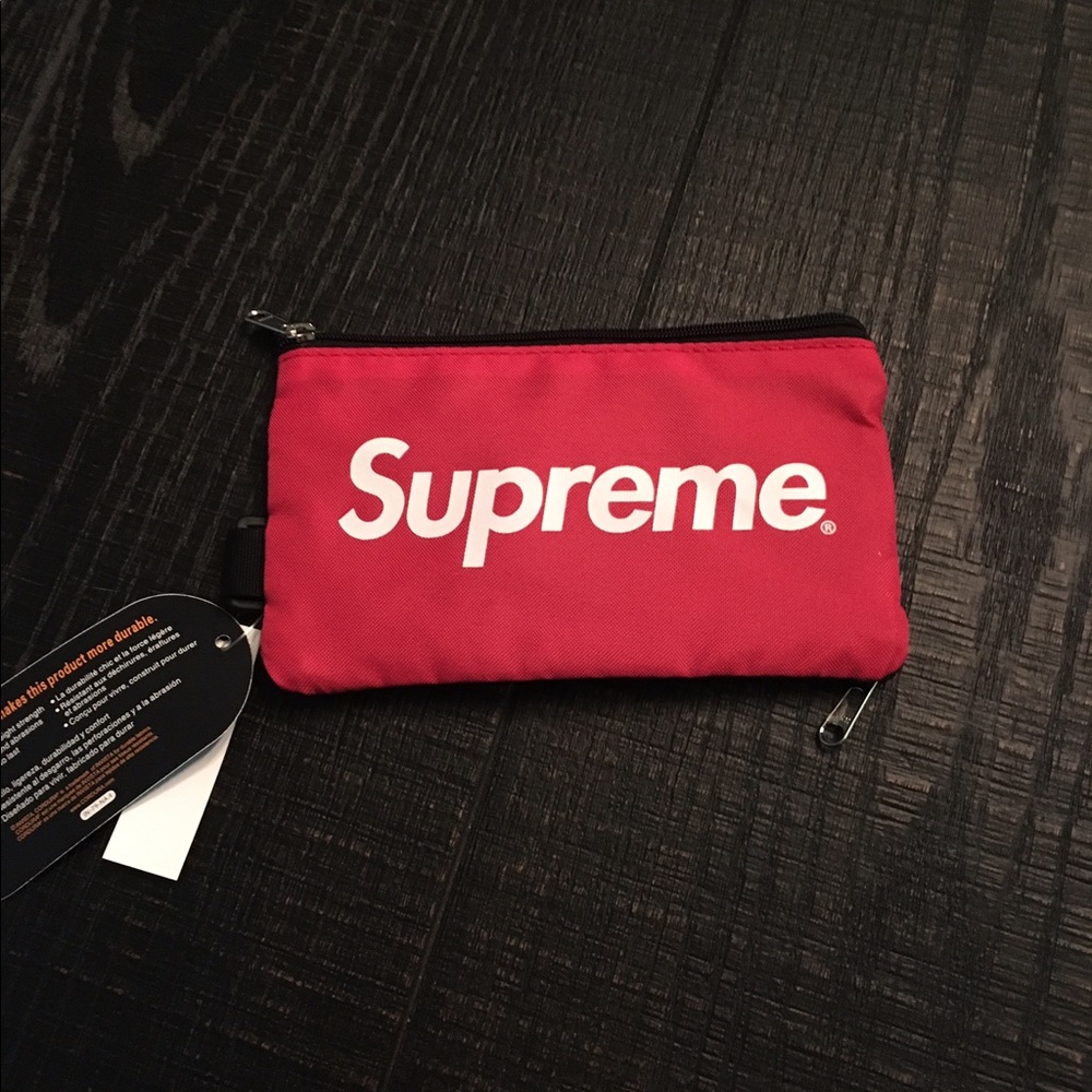 Supreme pouch