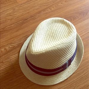 Men's Macy's tan fedora.