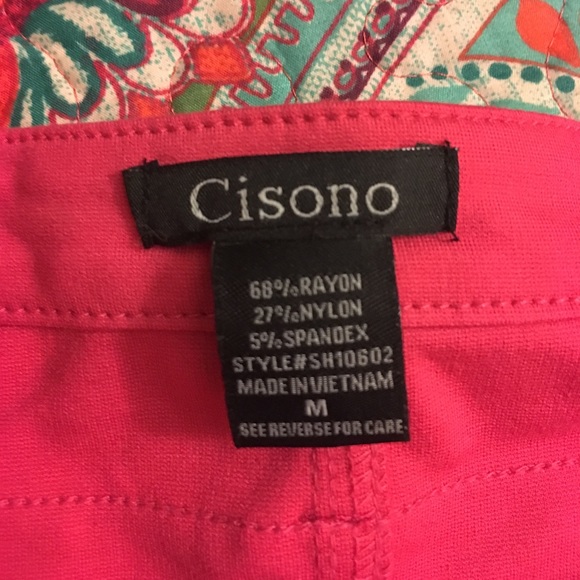 Pink shorts - Picture 2 of 3