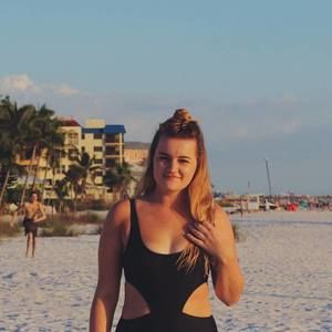 Meet your Posher, Olivia