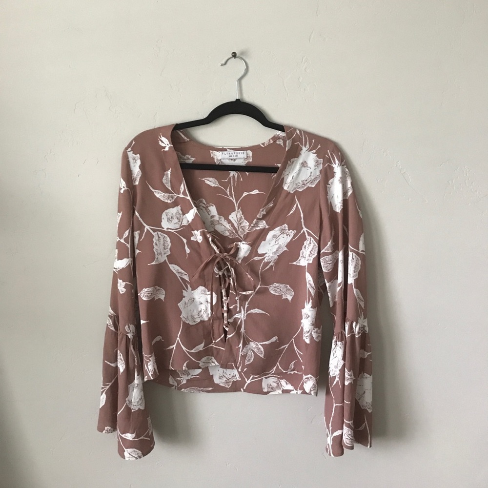 Flynn Skye Ruffle Slv Blouse