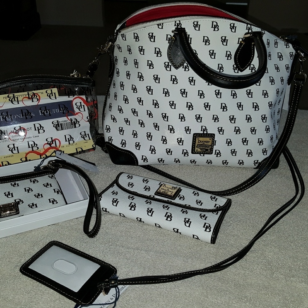 SOLD. 5 piece Dooney and Bourke handbag set