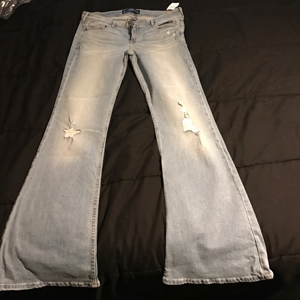 ** NWT Hollister flare