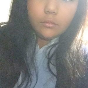 Meet your Posher, Isabel