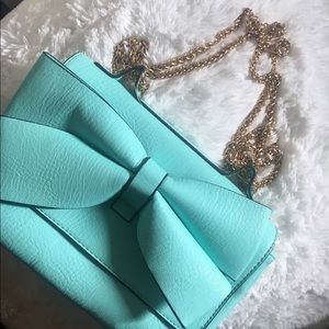 FINAL PRICE!🎉Turquoise Crossbody Bow Purse -(EUC)