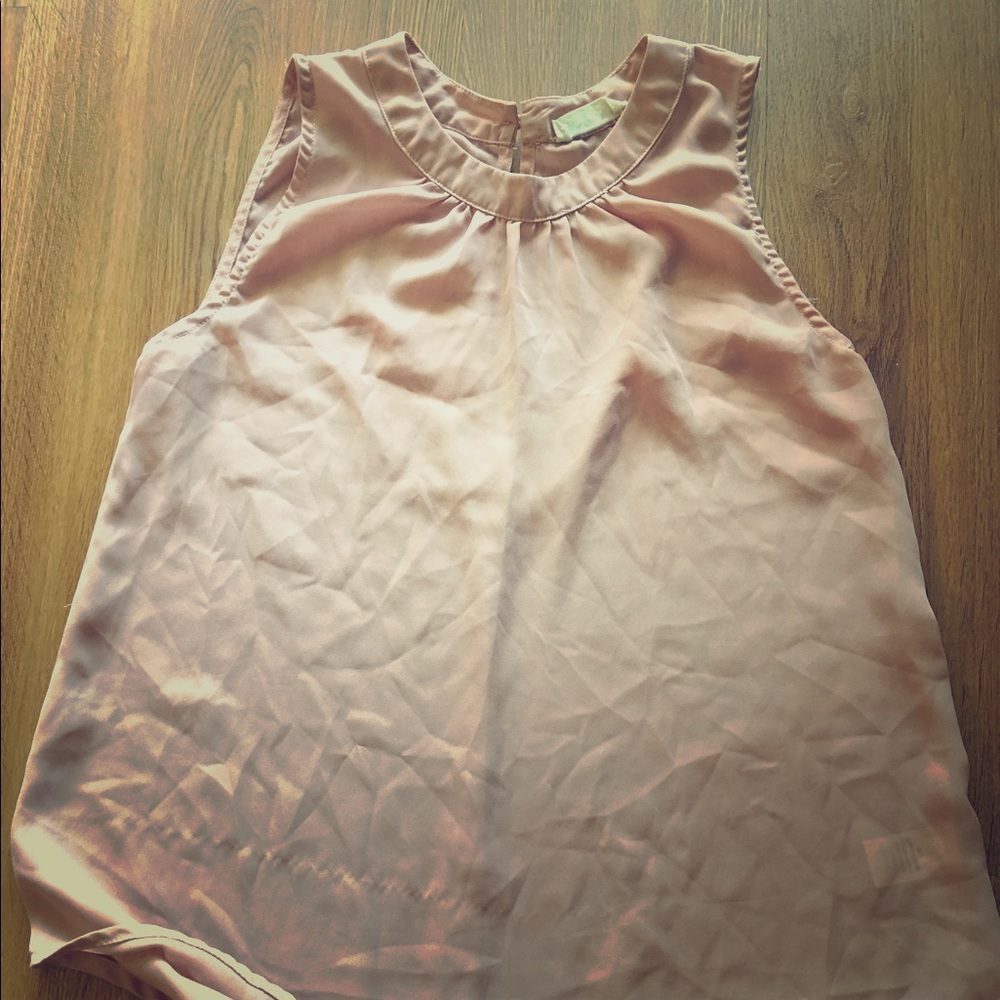 Sleeve less blouse