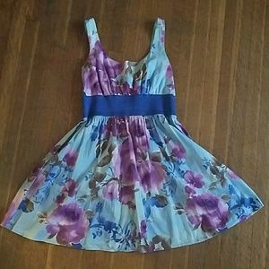 Floral pattern sundress!
