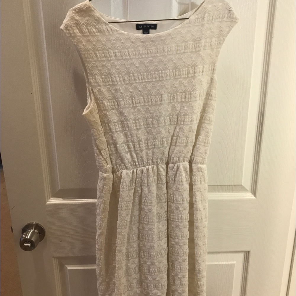 Cream clinch waist dress
