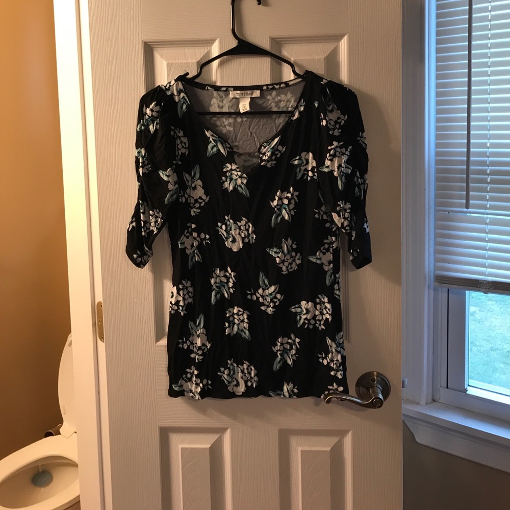 White House black market top