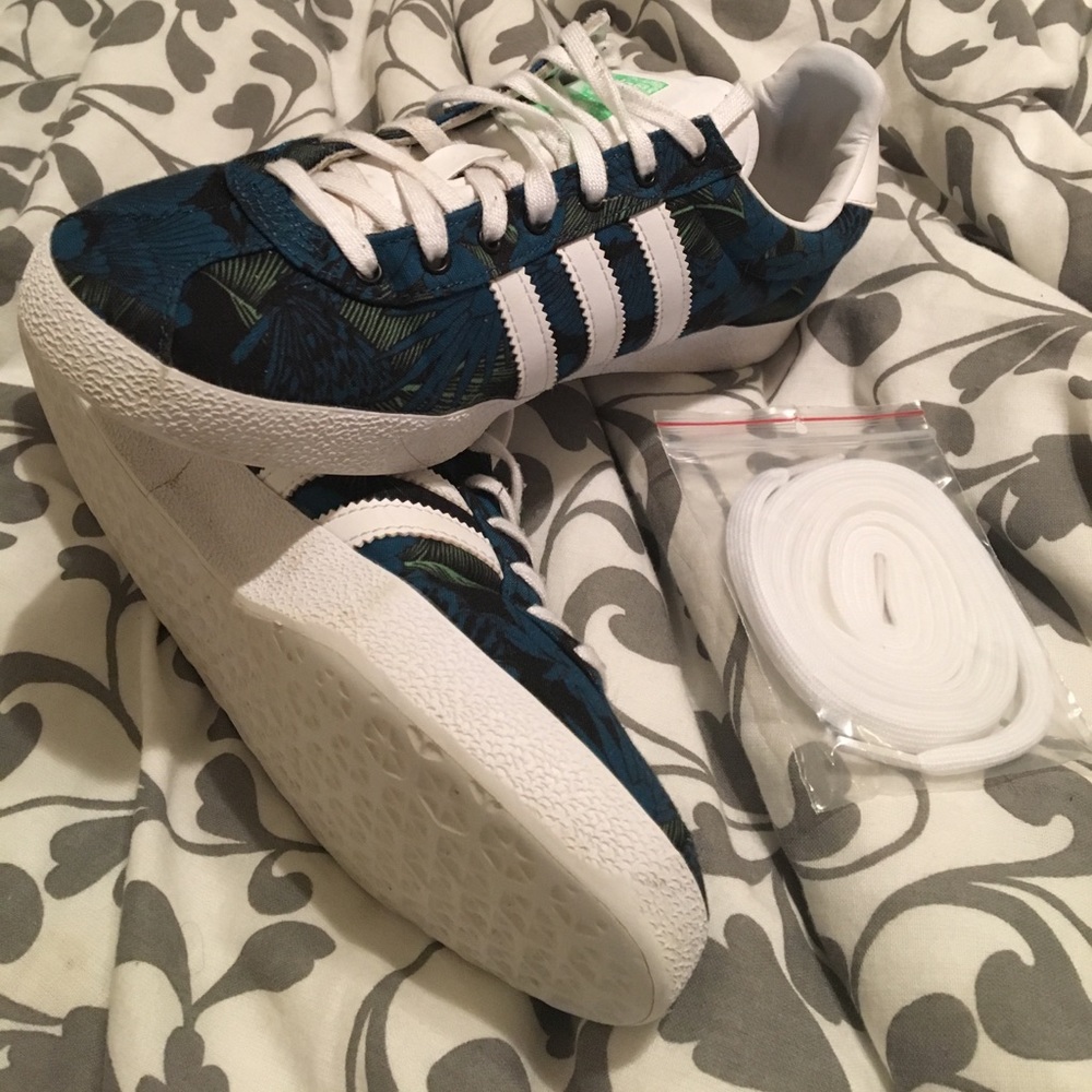 Adidas women's gazelle sneakers