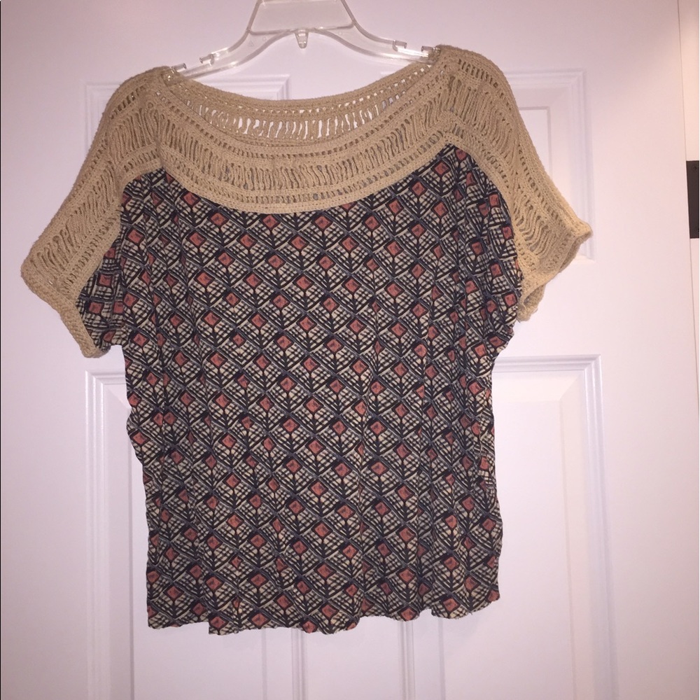 Crochet detailed top