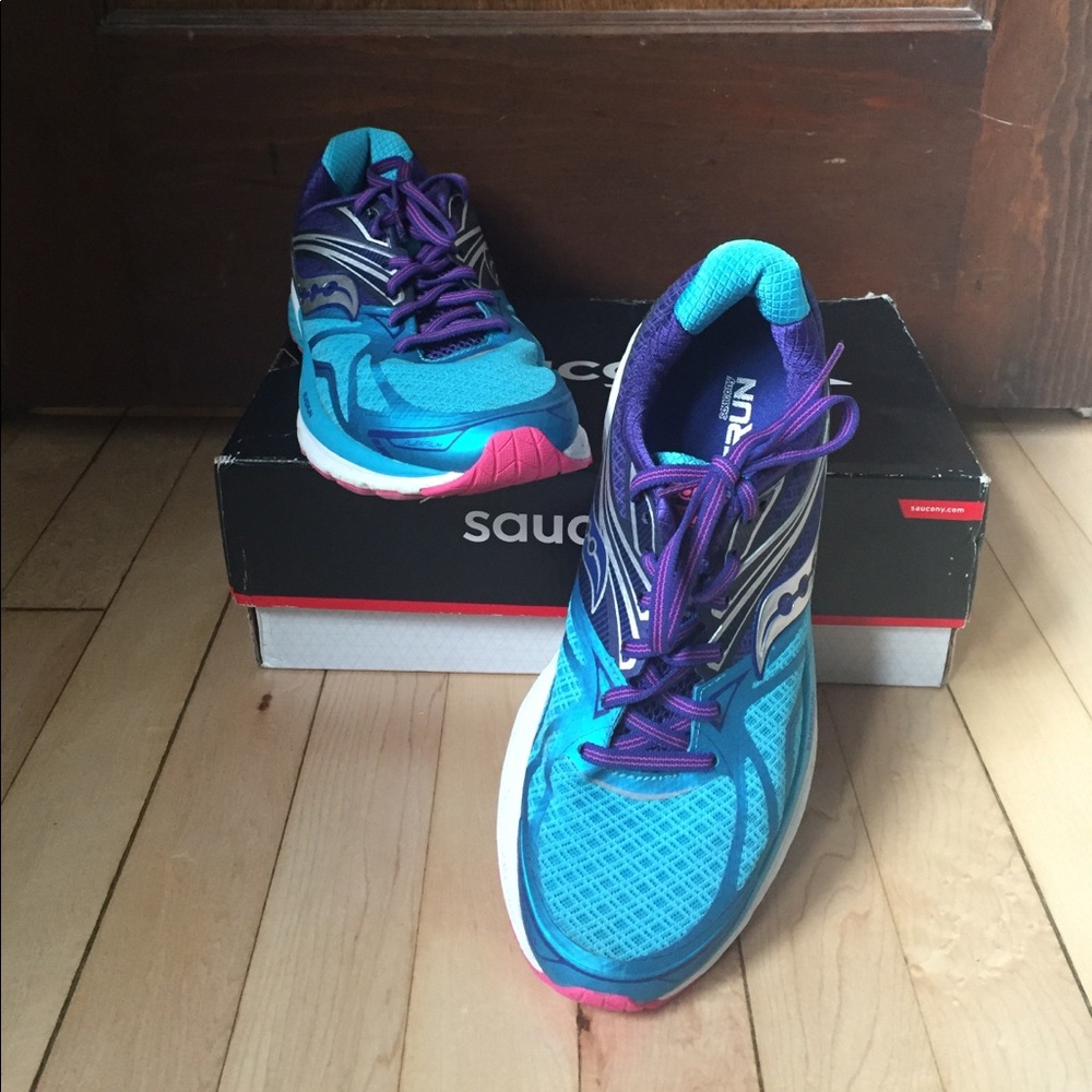 Saucing Everun Running shoes