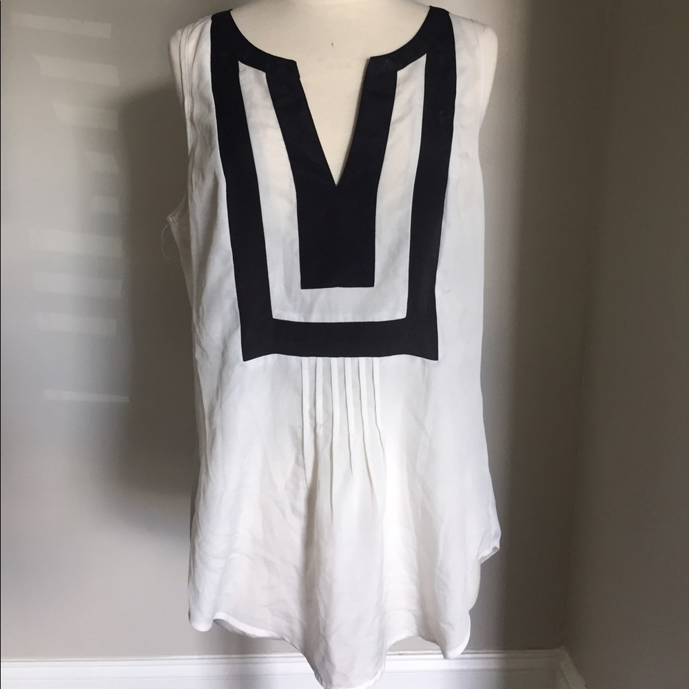 Daniel Rainn Black and White Tank Top