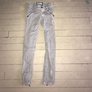 Grey Abercrombie zip up jeans