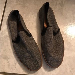 Men's comfy flats