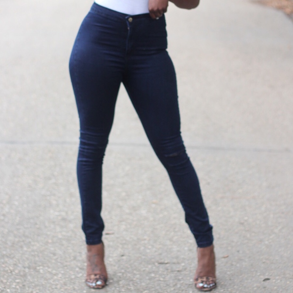 NWT blue HIGHWAISTED jeans