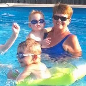 Meet your Posher, Cj