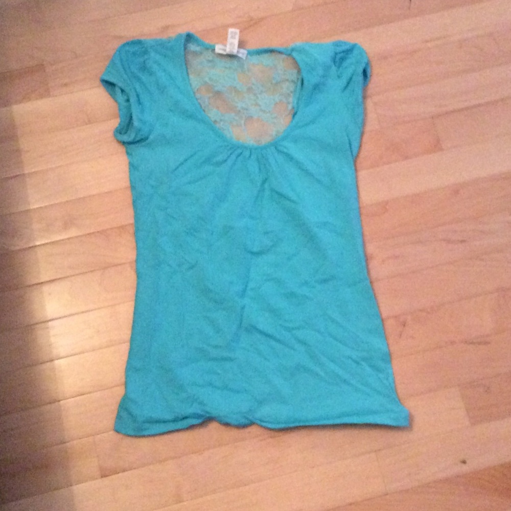 Light blue t-shirt