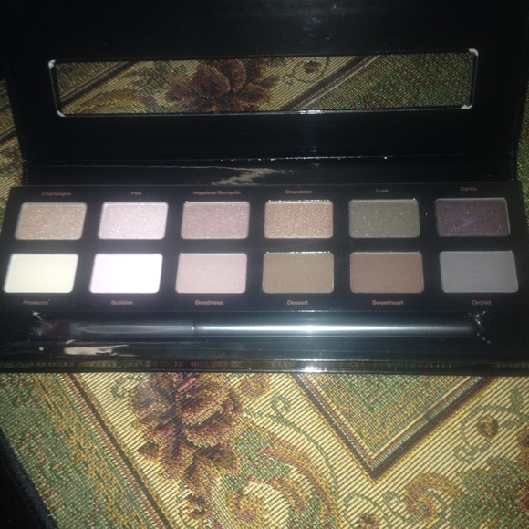 Ulta pallete Browns - Picture 2 of 3