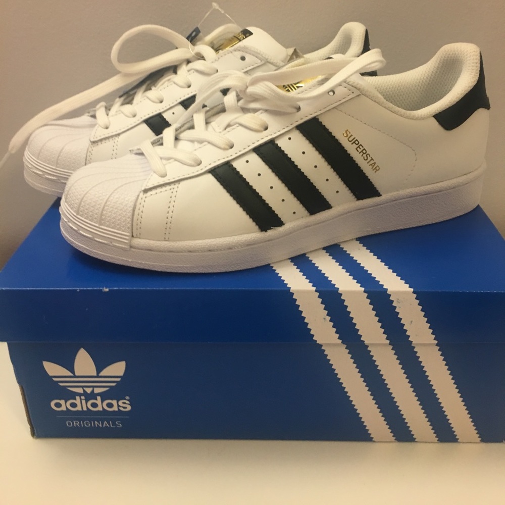 Adidas Superstar