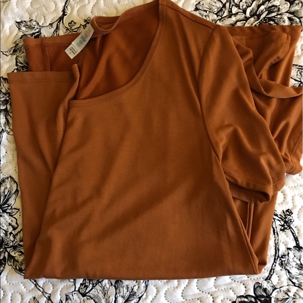 Lularoe Perfect T