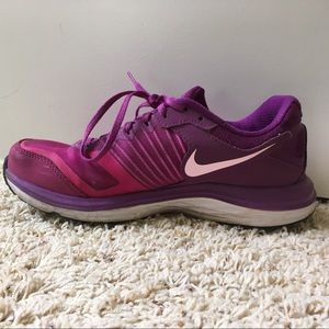 Nike Dual Fusion X Sneakers