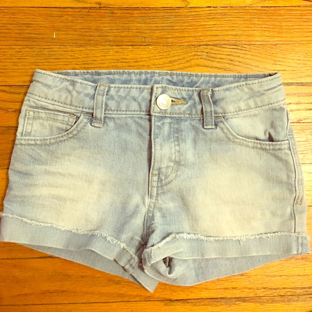 Cherokee light denim shorts