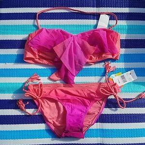 🎉 HP 🎉 Ombre bikini with flounce top