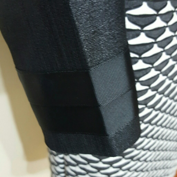 Leigh Schubert stylish Linen Black Jacket size 32 - Picture 3 of 8