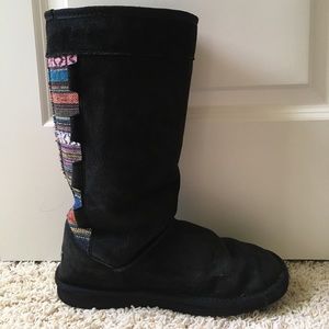 Lamo tall black fuzzy boots