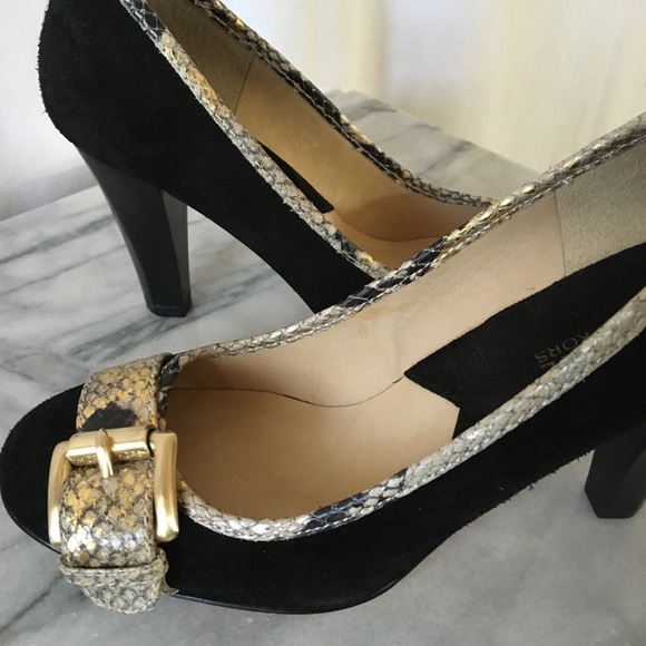 MiChAel K0rs SnaKeSkin HeEls - Picture 6 of 10