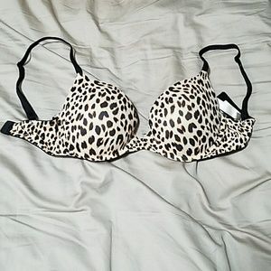 VS PINK leopard print bra 32 DD