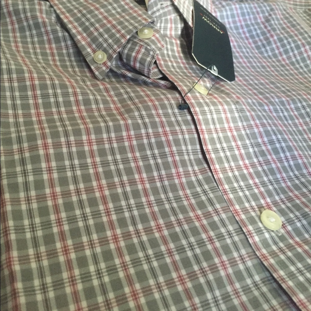 ARROW button up - Picture 2 of 4