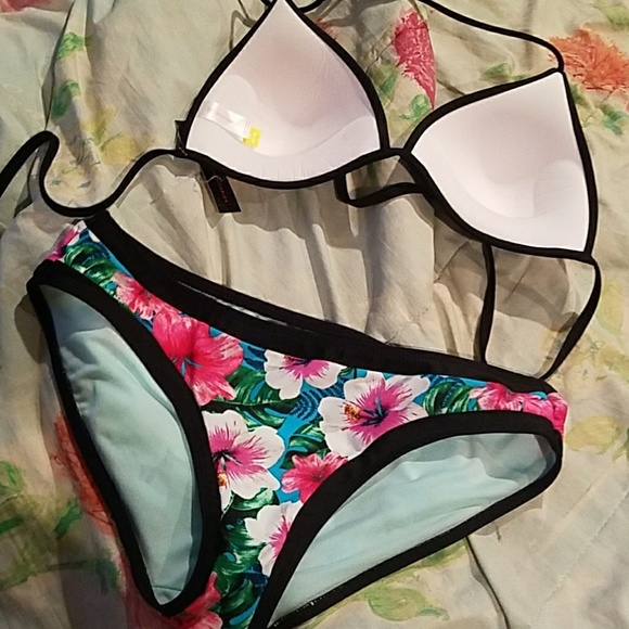 Hipster bikini - Picture 3 of 4