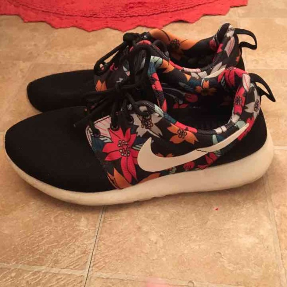 Women's roshes