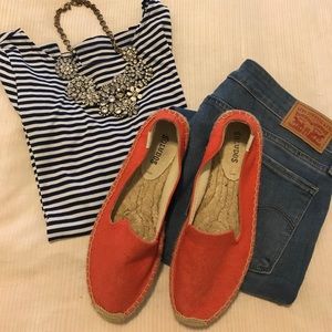 Soludos Red Platform Smoking Slipper