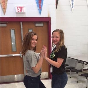 Meet your Posher, Chloe