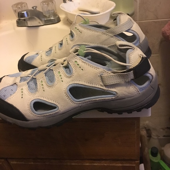 Lands end shoes